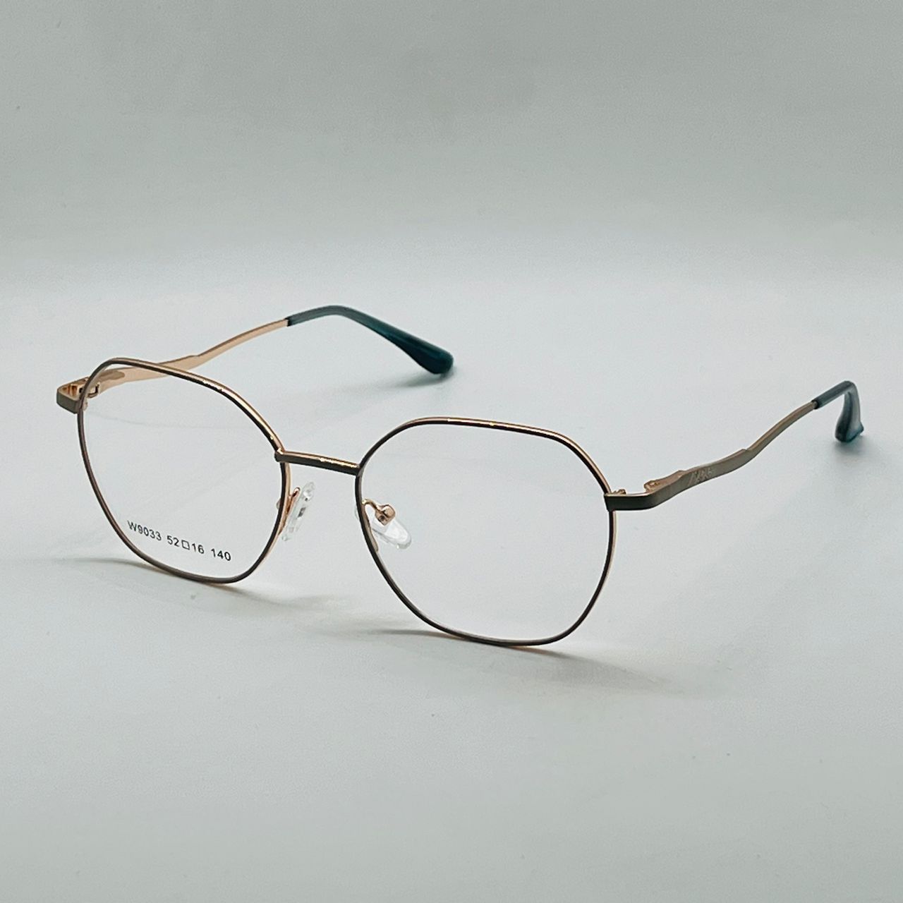 فریم طبی فتوکرومیک