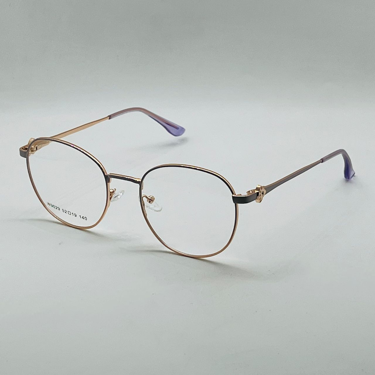 فریم طبی فتوکرومیک