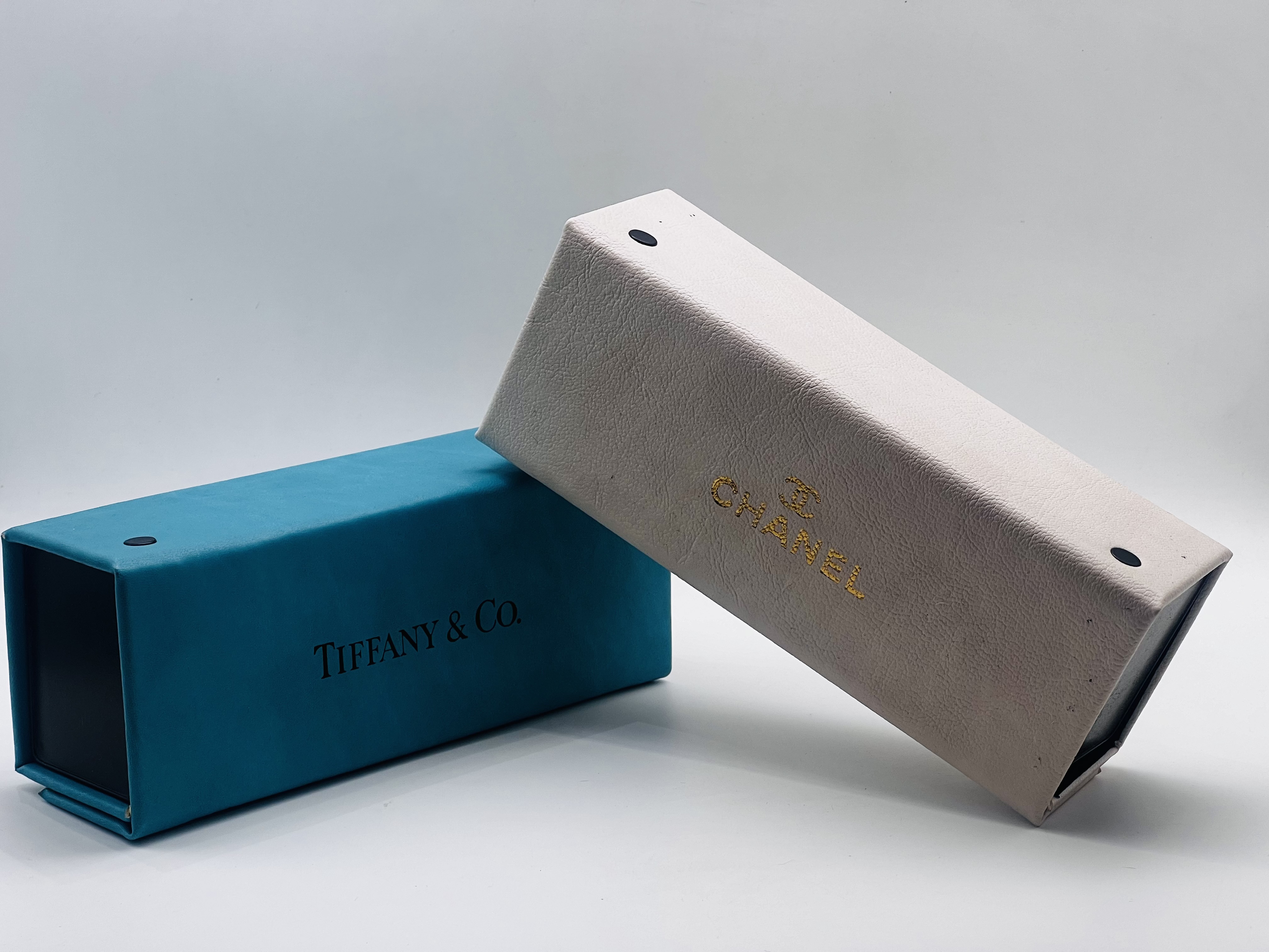 جلد و قاب عینک