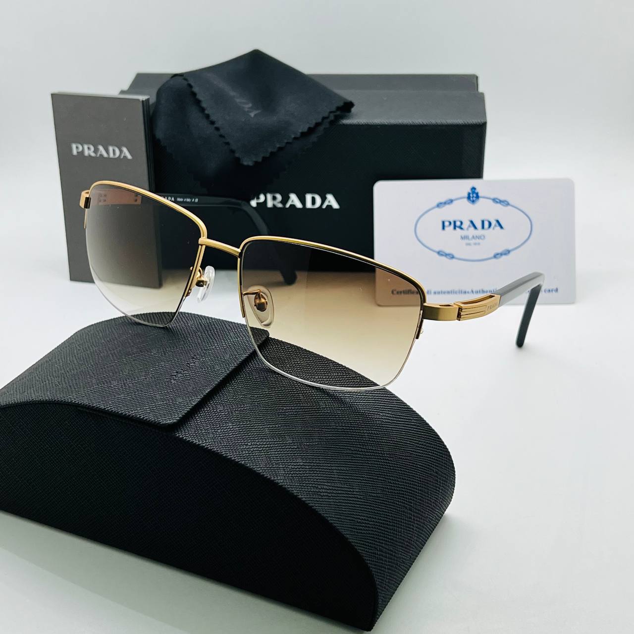 عینک آفتابی prada
